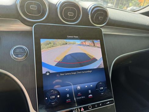 Used 2022 Mercedes-Benz C 300 4MATIC Sedan image 11