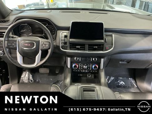 Used 2021 GMC Yukon SLT w/ SLT Premium Package AWD/4WD image 12
