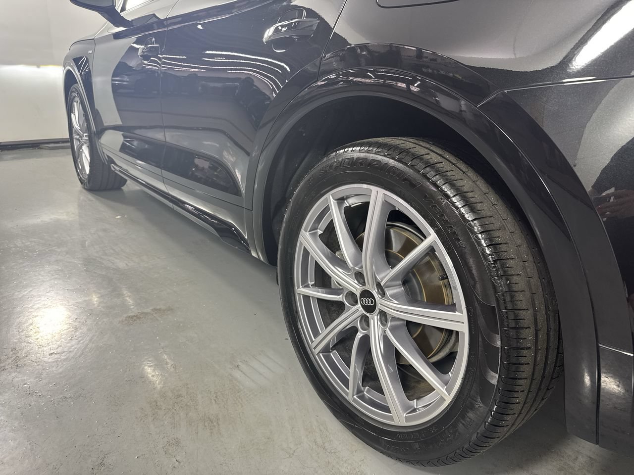 Used 2023 Audi Q5 e Premium Plus w/ Premium Plus Package AWD/4WD image 8