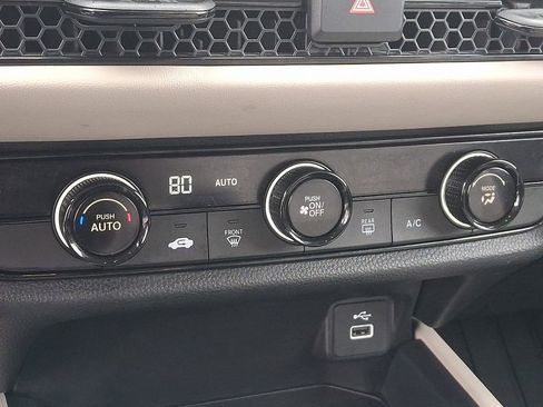 Used 2023 Honda HR-V LX image 16