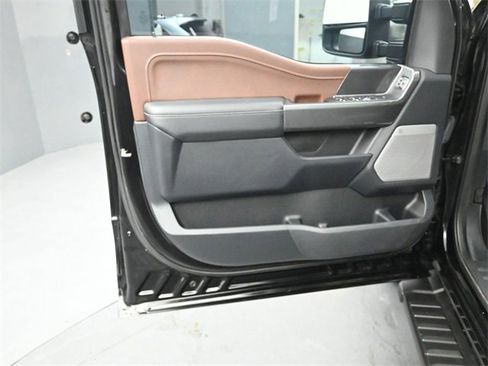 Certified 2023 Ford F150 Lariat w/ Equipment Group 502A High image 21