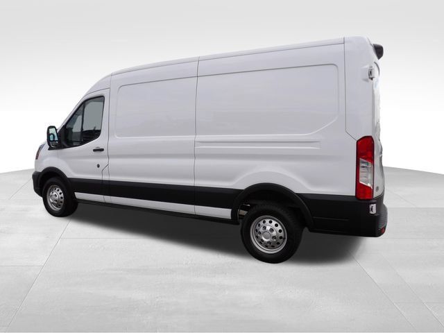 Certified 2023 Ford Transit 250 Medium Roof AWD w/ Load Area Protection Package image 7