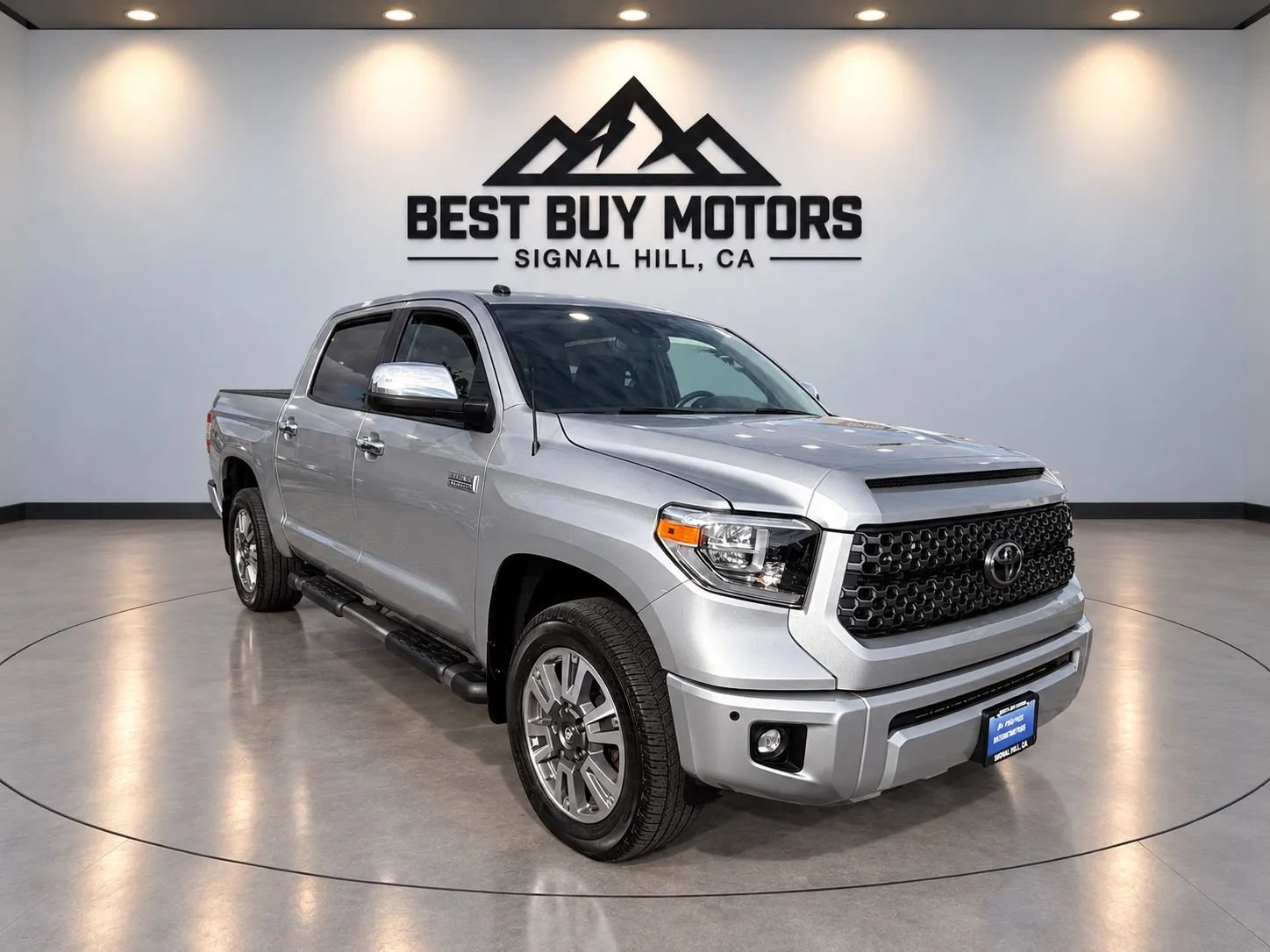 Used 2018 Toyota Tundra Platinum AWD/4WD image 1