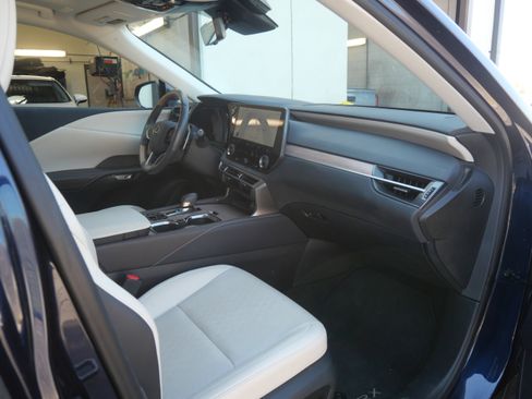 Certified 2024 Lexus RX 350 Premium Plus image 12