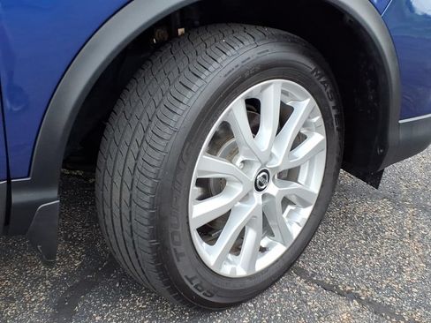 Used 2020 Nissan Rogue Sport SV w/ Technology Package AWD/4WD image 8