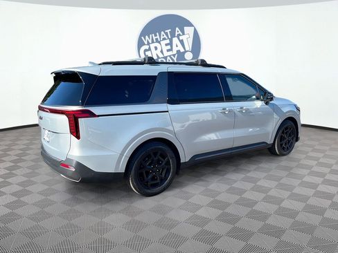 Certified 2026 Kia Carnival SX Prestige image 3