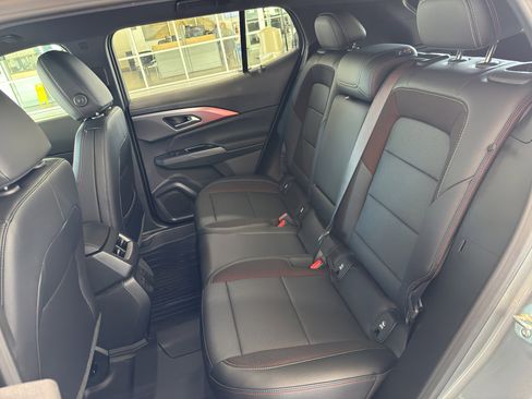 New 2026 Chevrolet Equinox EV RS image 6