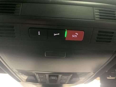 Certified 2025 Volkswagen Jetta GLI Autobahn w/ GLI Black Package image 30