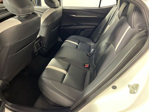 Used 2025 Toyota Camry SE image 25