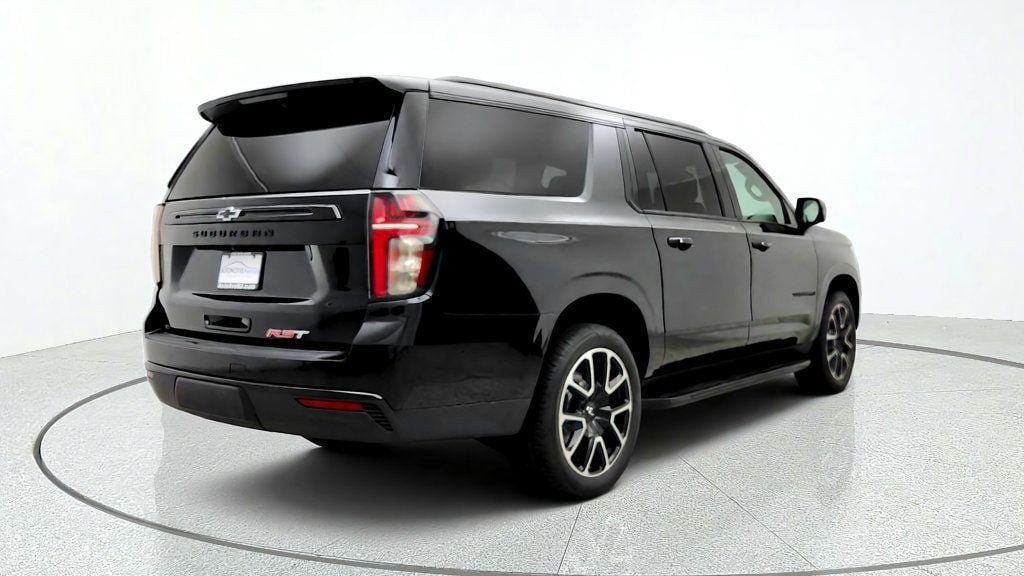 Used 2024 Chevrolet Suburban RST w/ Luxury Package AWD/4WD image 5