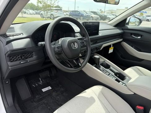 New 2026 Honda Accord LX image 10