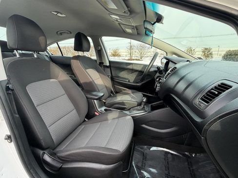 Used 2015 Kia Forte LX w/ Popular Package image 19