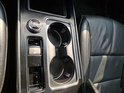 Used 2022 Lincoln Corsair AWD w/ Premium Package image 26