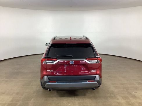 Used 2020 Toyota RAV4 Limited AWD/4WD image 7