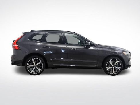 Used 2022 Volvo XC60 B6 R-Design w/ Protection Package Premier AWD/4WD image 6