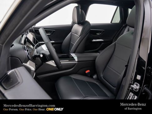 New 2026 Mercedes-Benz GLC 300 4MATIC image 17