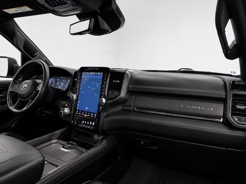 Used 2022 RAM 1500 Limited AWD/4WD image 25