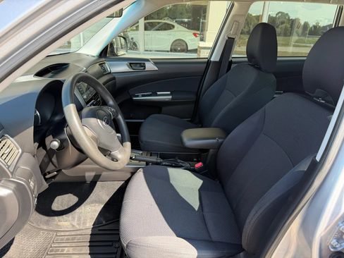 Used 2012 Subaru Forester 2.5X w/ Alloy Wheel Pkg AWD/4WD image 10
