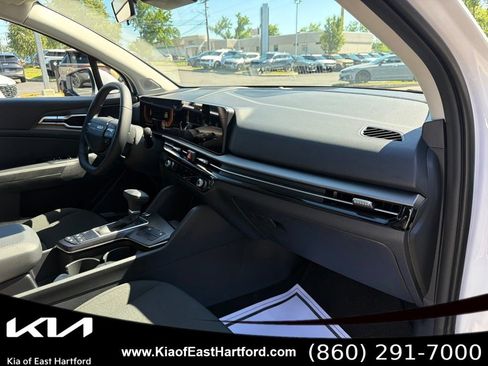 New 2026 Kia Sportage LX w/ LX Convenience Package AWD/4WD image 12