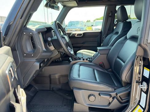 New 2025 Ford Bronco Big Bend w/ Black Diamond Package AWD/4WD image 16