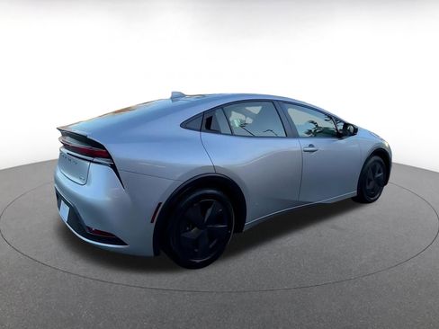 Used 2025 Toyota Prius LE image 15