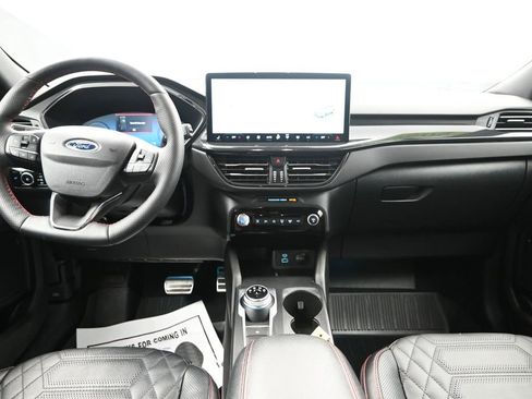 Used 2023 Ford Escape ST-Line Elite w/ Premium Technology Package AWD/4WD image 32