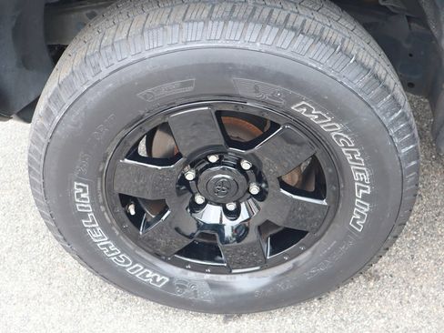 Used 2010 Toyota FJ Cruiser 4WD image 30