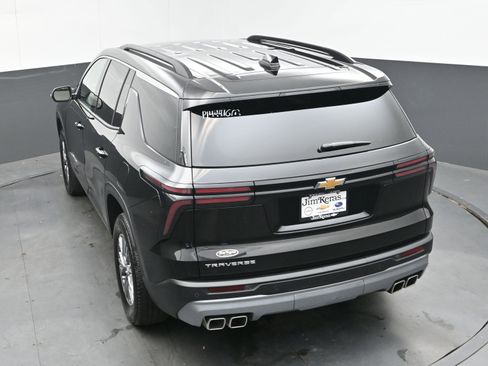 Certified 2025 Chevrolet Traverse LT image 37