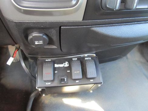 Used 2018 RAM 5500 SLT w/ Quick Order Package 29G SLT image 57