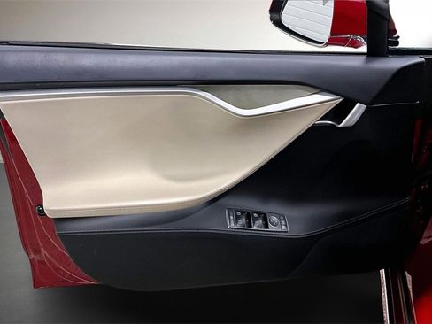 Used 2017 Tesla Model S 75 image 19