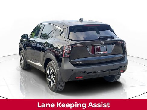Certified 2025 Nissan Kicks SV FWD image 4