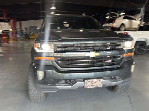Used 2017 Chevrolet Silverado 1500 LT w/ All Star Edition AWD/4WD image 5