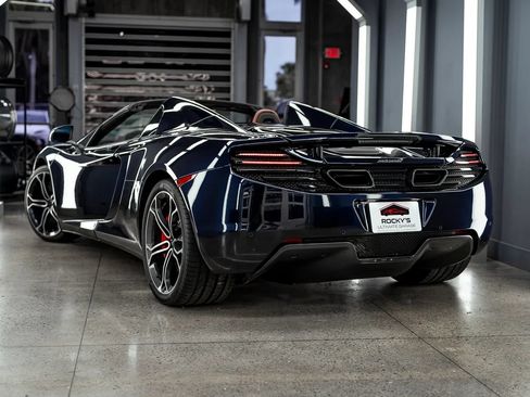 Used 2014 McLaren MP4-12C Spider RWD image 31