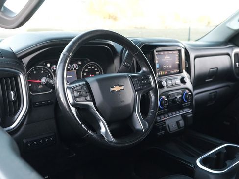 Used 2020 Chevrolet Silverado 2500 LTZ w/ LTZ Premium Package image 18