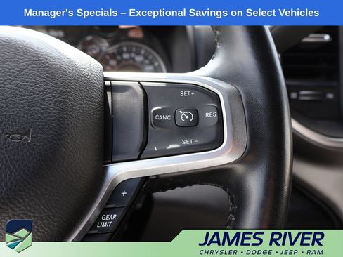 Used 2024 RAM 3500 Big Horn AWD/4WD image 27