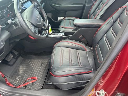 Used 2023 Chevrolet TrailBlazer RS w/ Sun and Liftgate Package AWD/4WD image 11