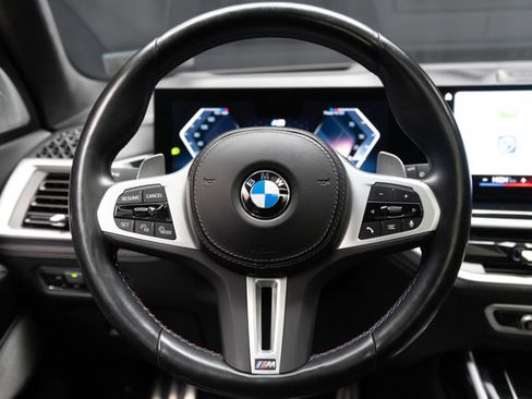Used 2023 BMW X7 M60i w/ Executive Package image 7