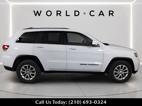 Used 2021 Jeep Grand Cherokee Laredo image 8