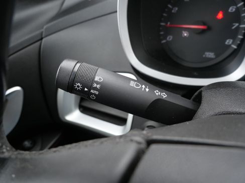 Used 2014 Chevrolet Equinox LT w/ Driver Convenience Package image 24