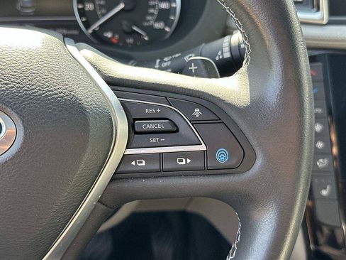 Used 2023 INFINITI QX50 Luxe AWD/4WD image 21
