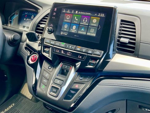 Used 2024 Honda Odyssey Touring image 44