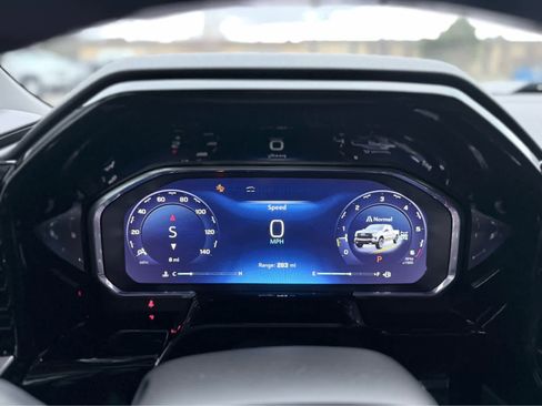 New 2026 Chevrolet Silverado 1500 LT Trail Boss w/ LT Trail Boss Premium Package image 7