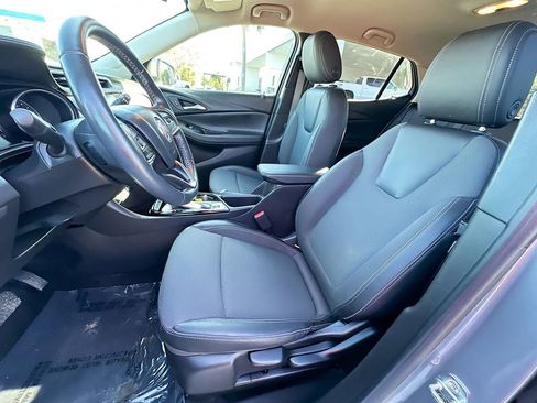 Used 2023 Buick Encore GX Preferred image 20