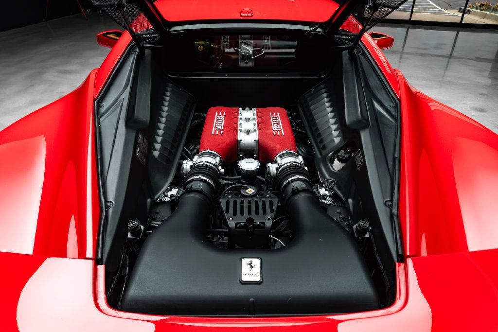 Used 2015 Ferrari 458 Italia Coupe RWD image 55
