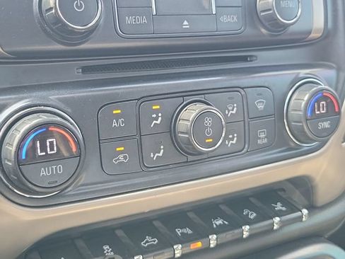 Used 2017 GMC Sierra 1500 Denali w/ Denali Ultimate Package AWD/4WD image 30