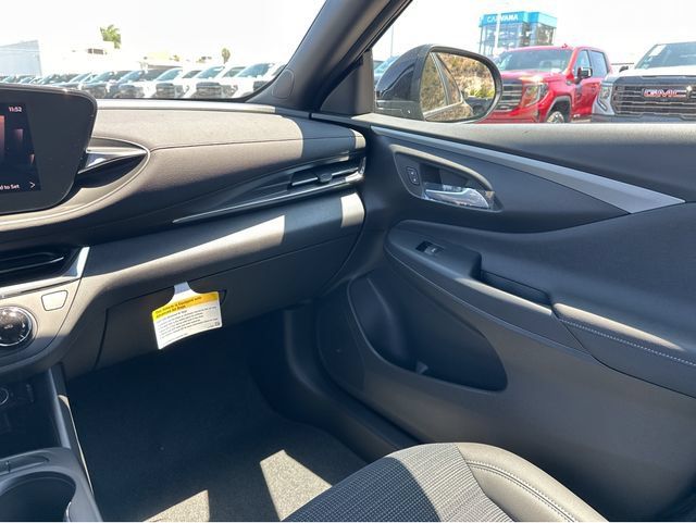 New 2025 Buick Envista Preferred w/ Convenience I Package FWD image 17