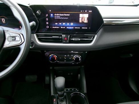 Used 2024 Chevrolet TrailBlazer LT image 14