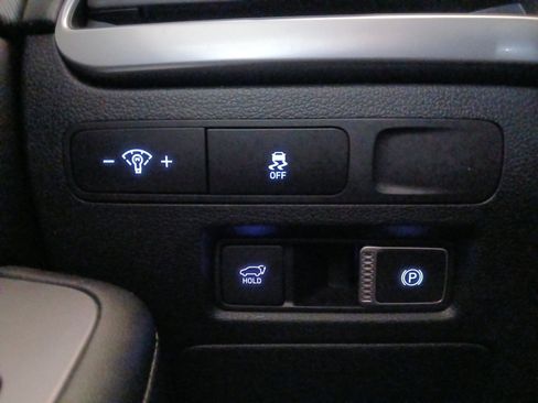 Used 2024 Hyundai Palisade SEL w/ Premium Package image 21