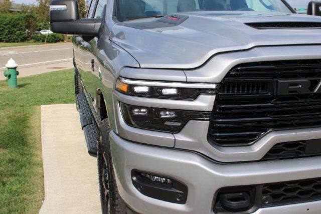 Used 2025 RAM 2500 Laramie AWD/4WD image 6