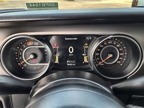 Used 2021 Jeep Wrangler Unlimited Sport image 23